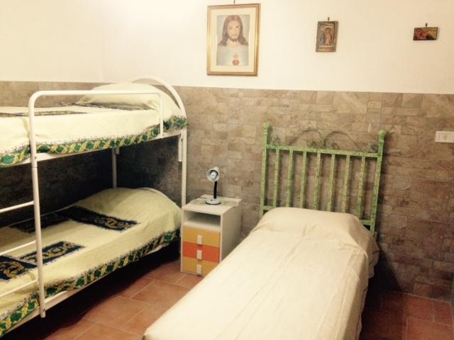 Casa Vacanze טורה לפילו חדר תמונה